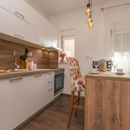 Amaris Apartment Biograd Na Moru